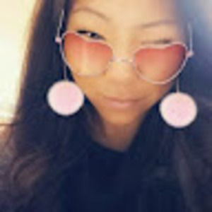 Meet your Posher, April